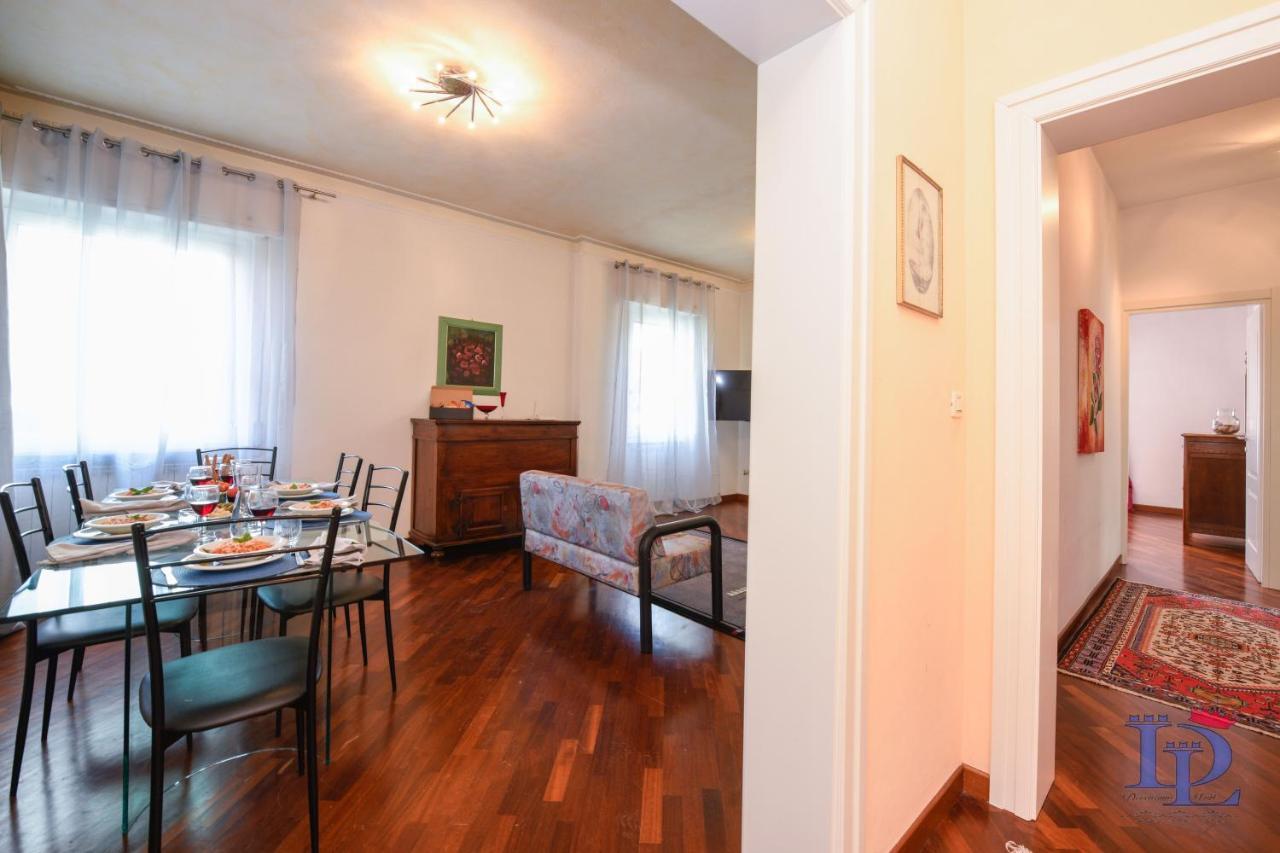 Desenzanoloft Palm Garda Desenzano del Garda