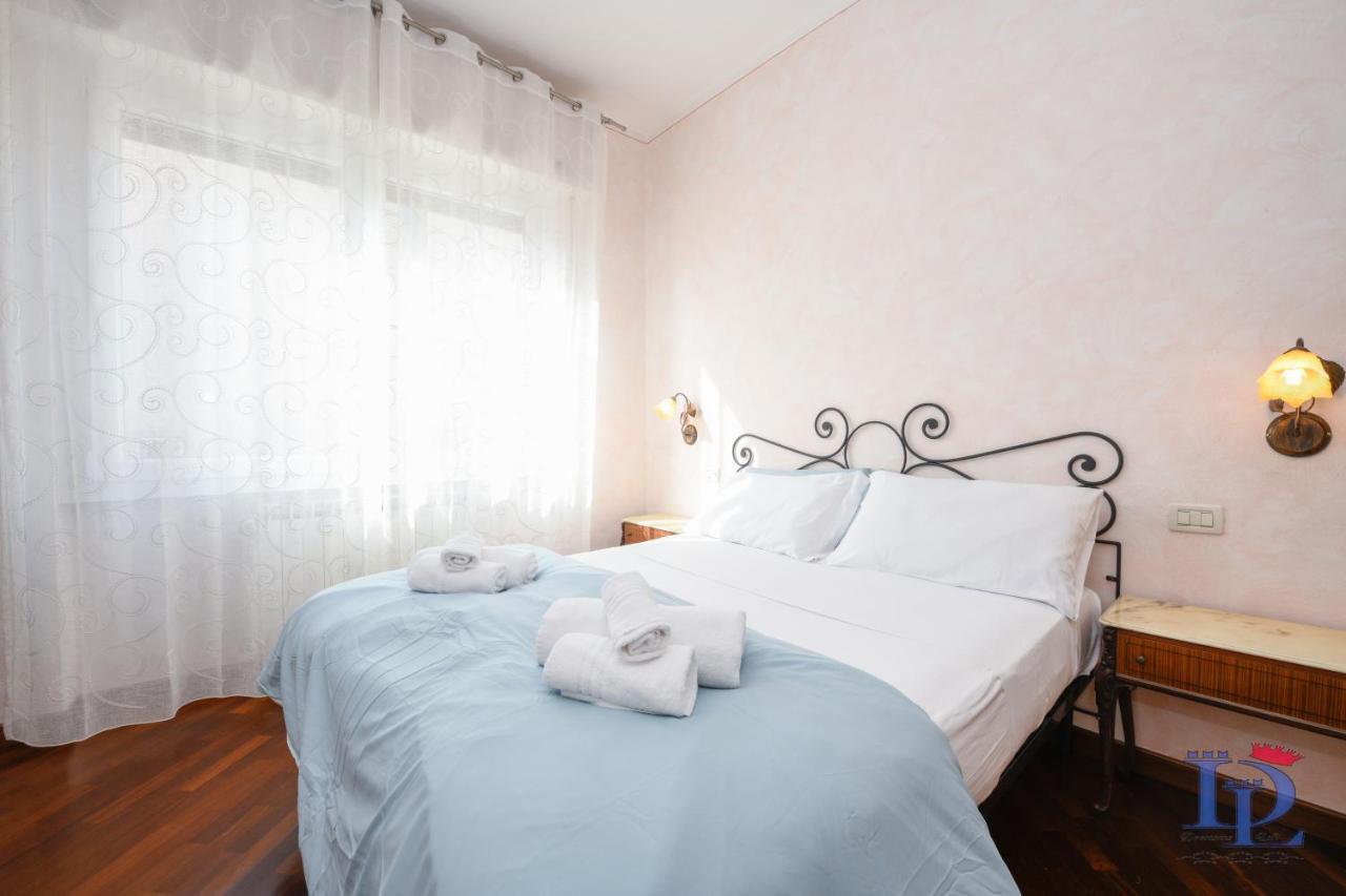 Desenzanoloft Palm Garda Villa *