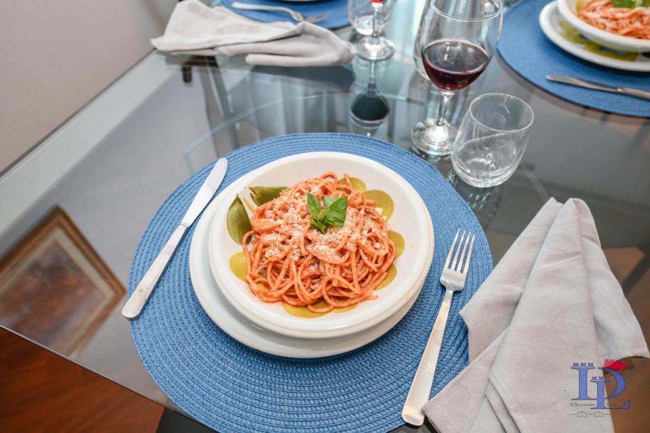 Desenzanoloft Palm Garda Beach, With Garden, Barbecue And Pool Villa Desenzano del Garda
