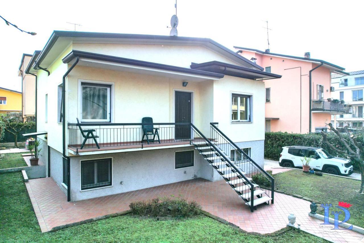 Desenzanoloft Palm Garda Beach, With Garden, Barbecue And Pool * Desenzano del Garda